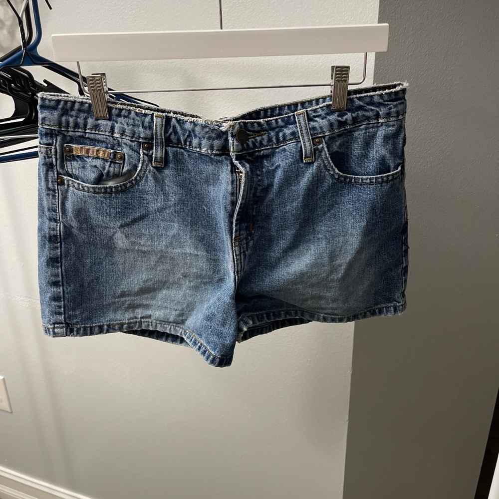 Vintage 90s/y2k L.E.I denim shorts